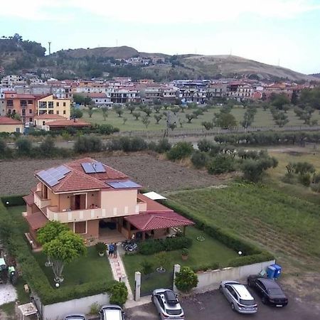 בוטריצ'לו Bed & Breakfast La Villetta מראה חיצוני תמונה